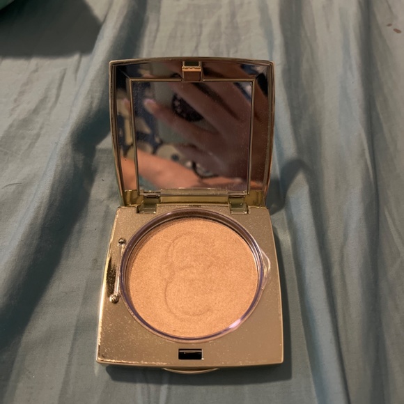 Gerard Cosmetics Star Powder Highlighter Makeup, Audrey - Picture 3 of 4